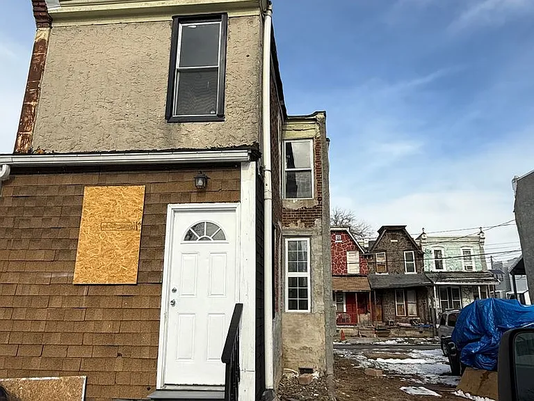 538 Bailey St — Photo 24