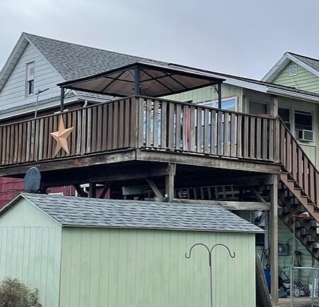 2nd image of 473 Marvin St