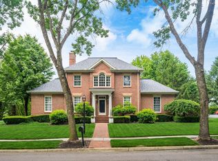 7334 Berkley Sq S, New Albany, OH 43054