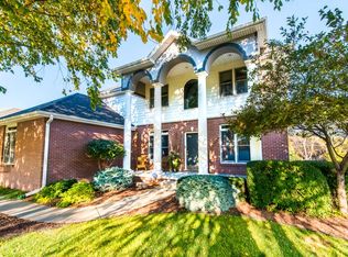 6820 Shadow Ridge Rd, Lincoln, NE 68512