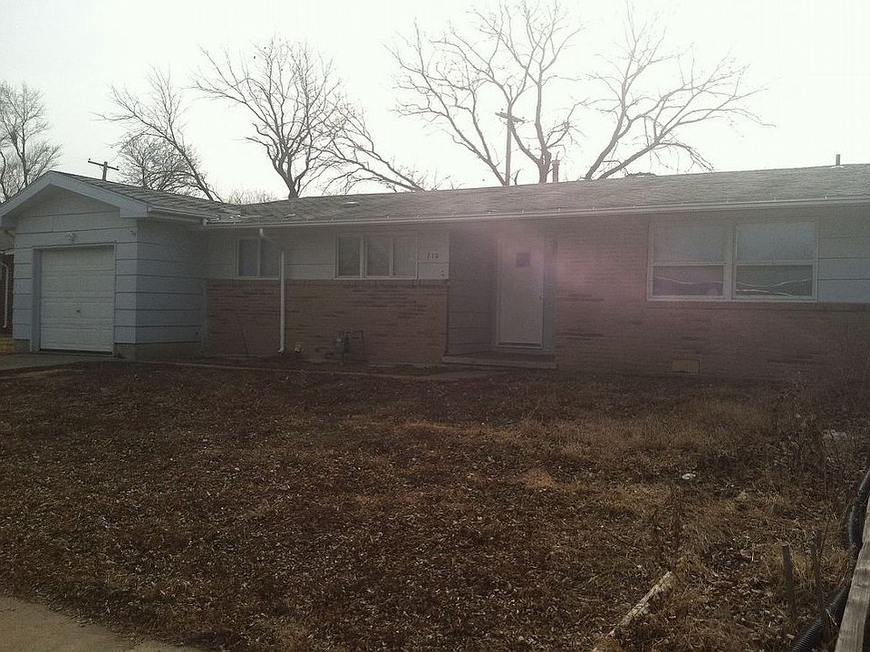1st image of 710 Greenbriar Cir