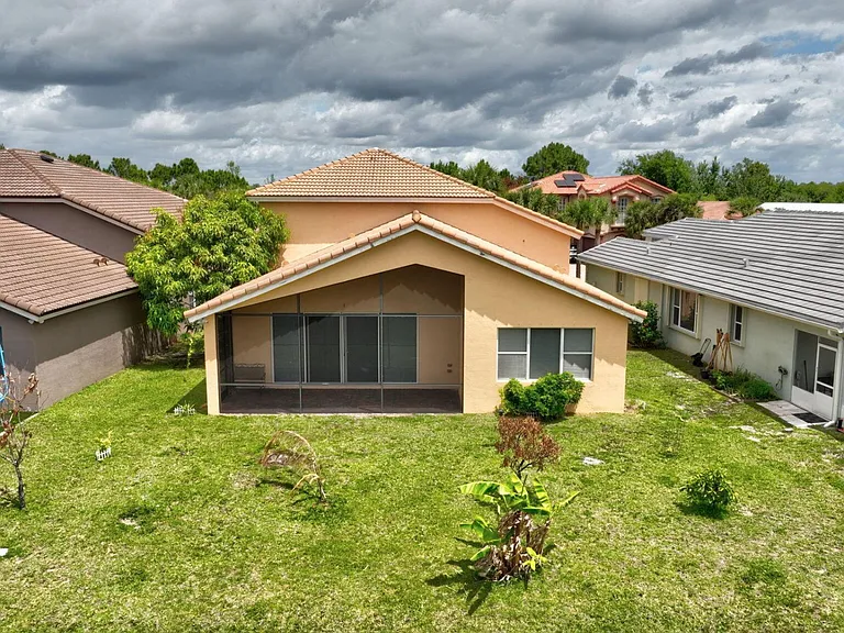 2237 SW Newport Isles Blvd — Photo 48