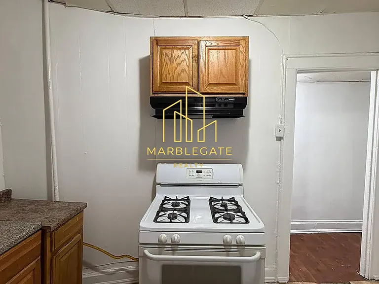 280 Verona Ave #V55 — Photo 3