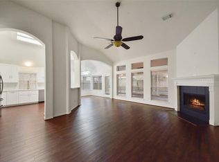 19215 Sarah Ann Ct, Humble, TX 77346