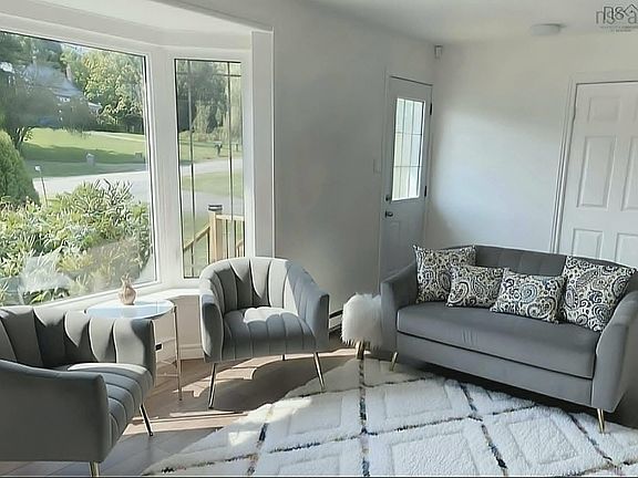 5th image of 8500 Sherbrooke Rd