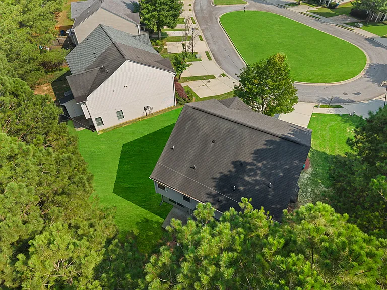 745 Outlook Way — Photo 33