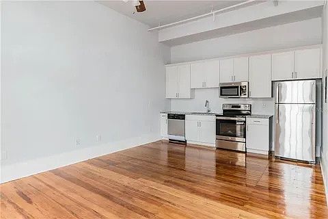 4th image of 1090 10th St N