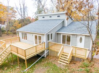 62 Bean Rd, Colchester, VT 05446