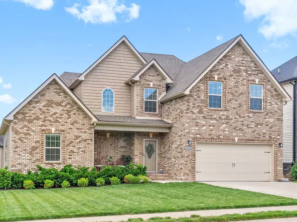 1152 Folly Beach Dr, Clarksville, TN 37042