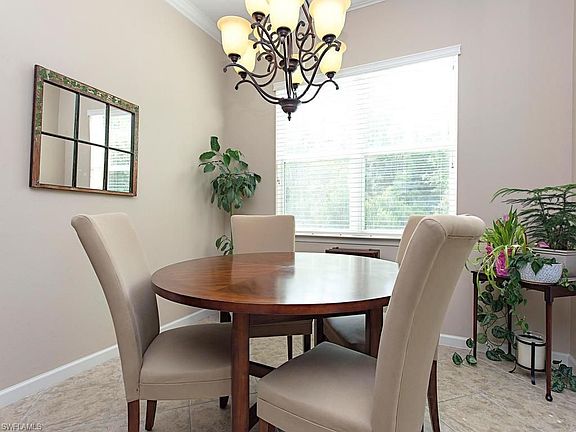 4th image of 10546 Yorkstone Dr