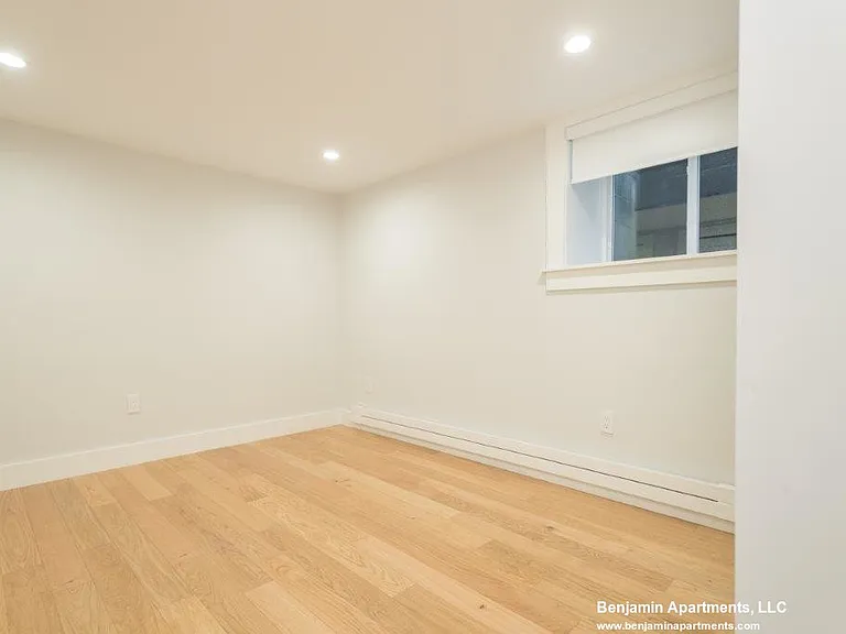 35 South St #B5 — Photo 6