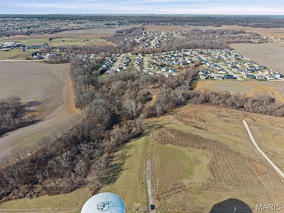 5th image of 1240 Pausch Rd