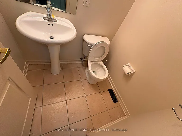 39 Palm Tree Rd — Photo 10