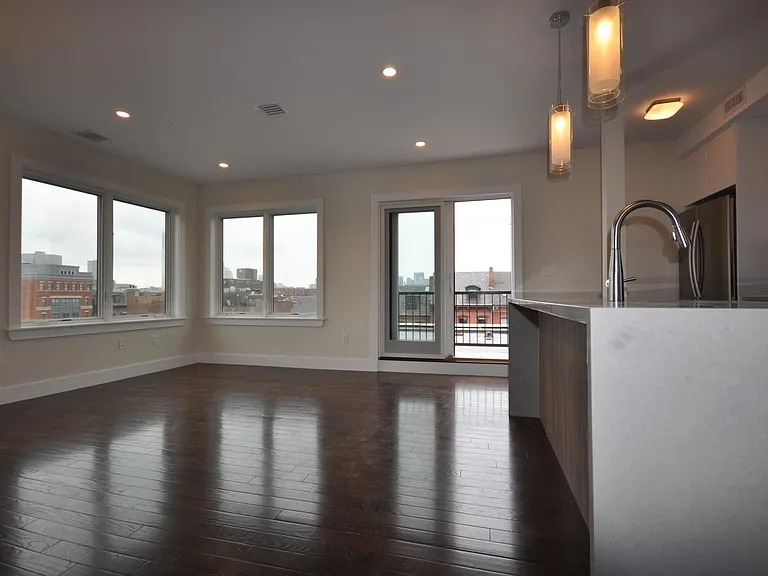 659 Massachusetts Ave #9 — Photo 4