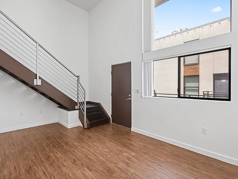Emerson Lofts — Photo 46