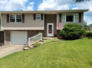 1334 Fairacres Rd, Richmond, IN 47374