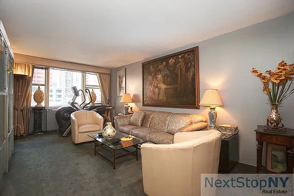 Sold by NextStopNY | media 12