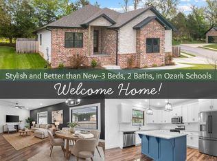 1112 S Brooks Ave, Ozark, MO 65721