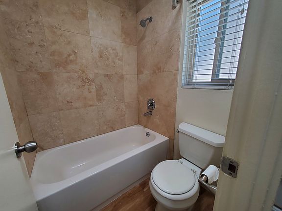 5th image of 1845 Hornblend St APT 22
