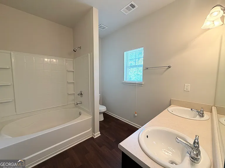 591 Oakside Pl — Photo 8