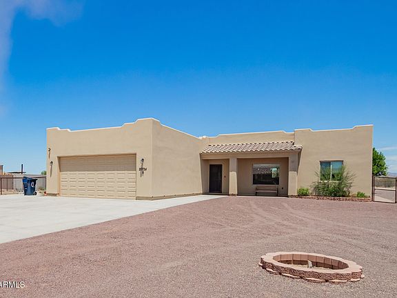 2nd image of 20724 W SAGUARO VISTA Drive