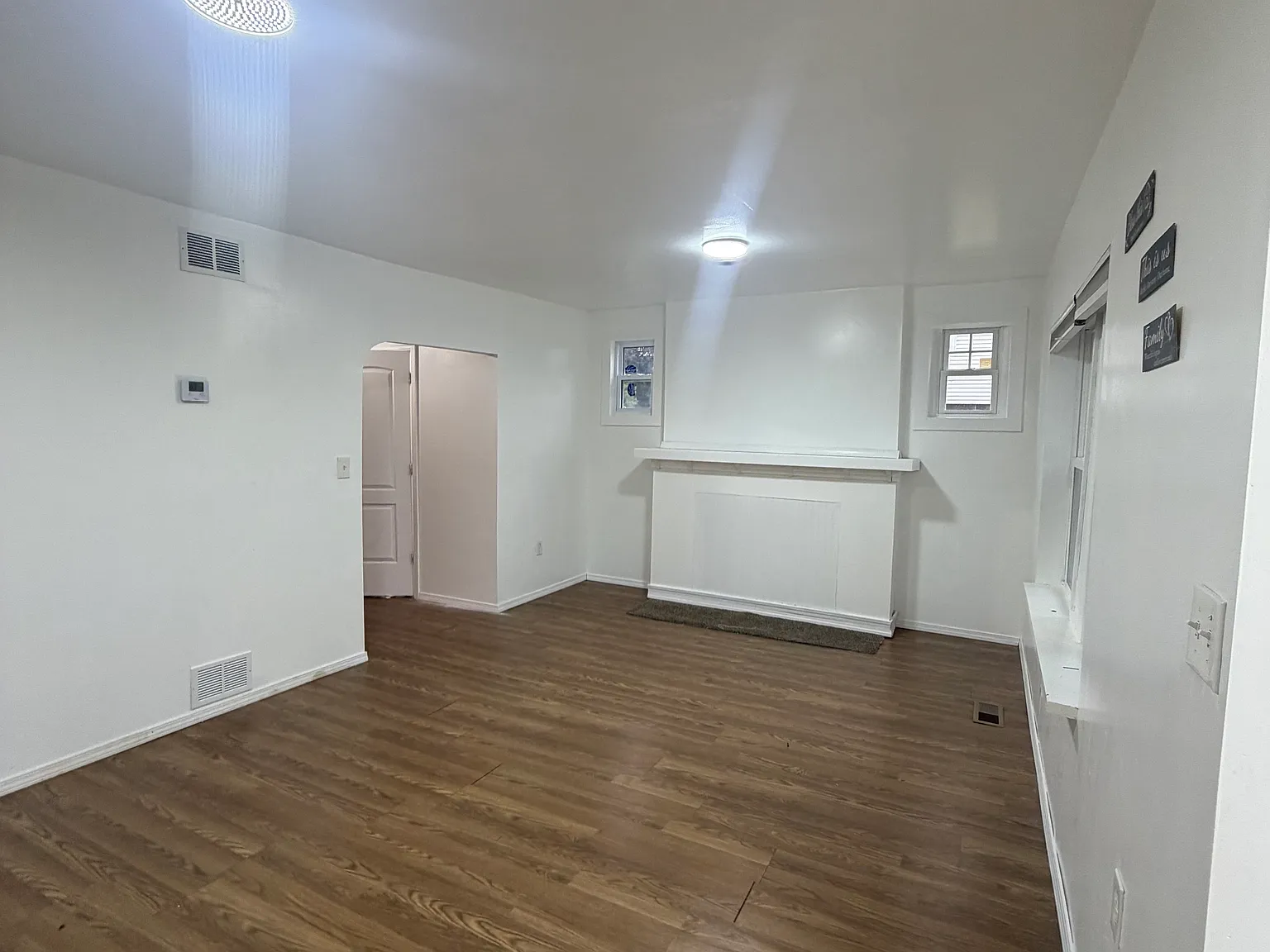 3 bed, 1.5 bath, 1314 sqft, $1,400 — Photo 3