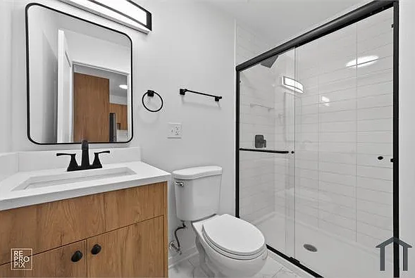 6511 N Leavitt St #3 — Photo 15