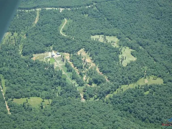 2800 Ivy Bend Rd, Stover, MO 65078