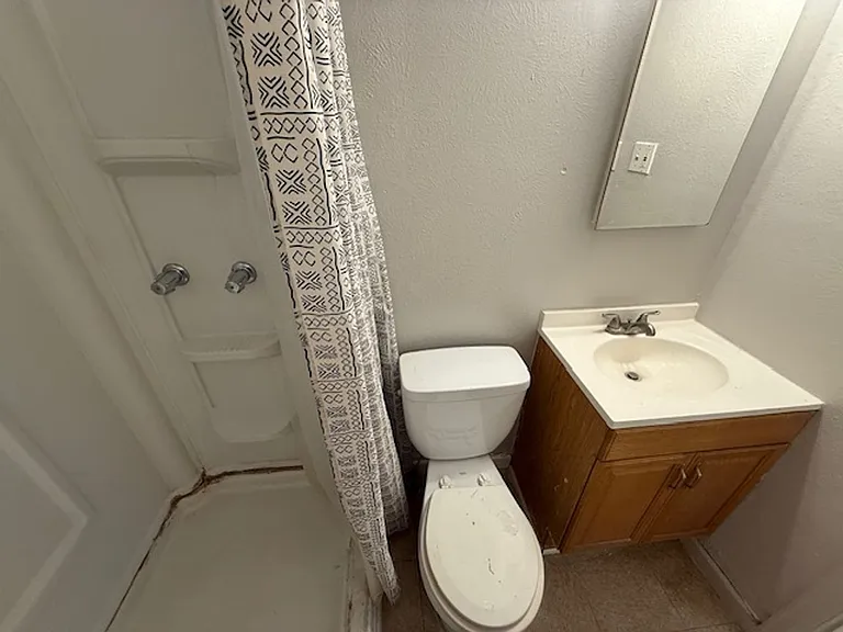 7378 Oneida Dr — Photo 9
