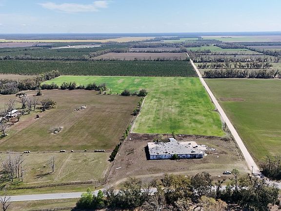 3rd image of 3809 SE County Road 255