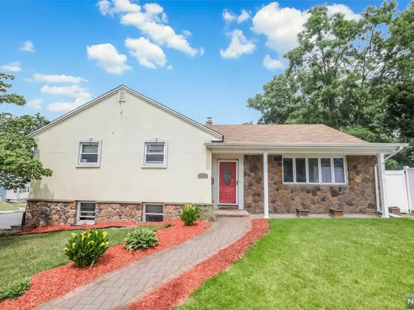107 Bathurst Ave, North Arlington, NJ 07031