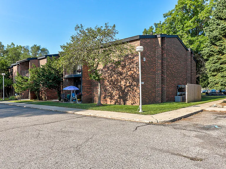 LaFonda Apartments — Photo 35