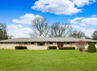 1185 Indianwood Dr, Brookfield, WI 53005