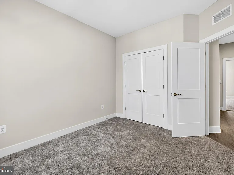 2421 Liberty Loop — Photo 23
