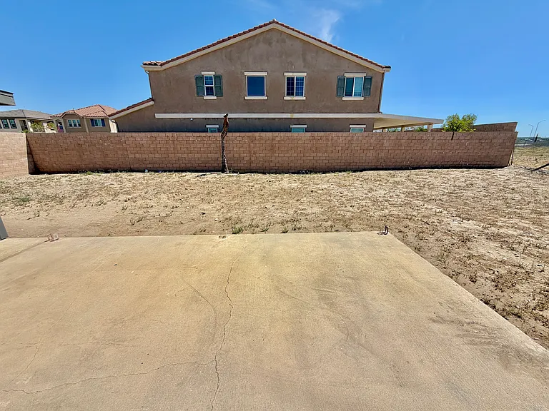 1017 W Casmalia St — Photo 29
