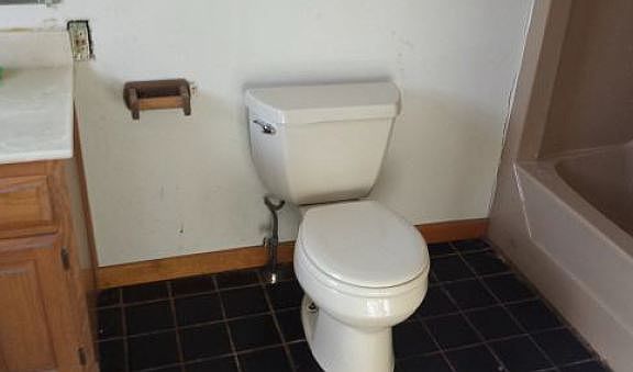 3rd image of 1589 Wills Pl