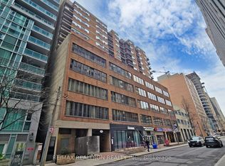 120 Saint Patrick St #609, Toronto, ON M5T2X7