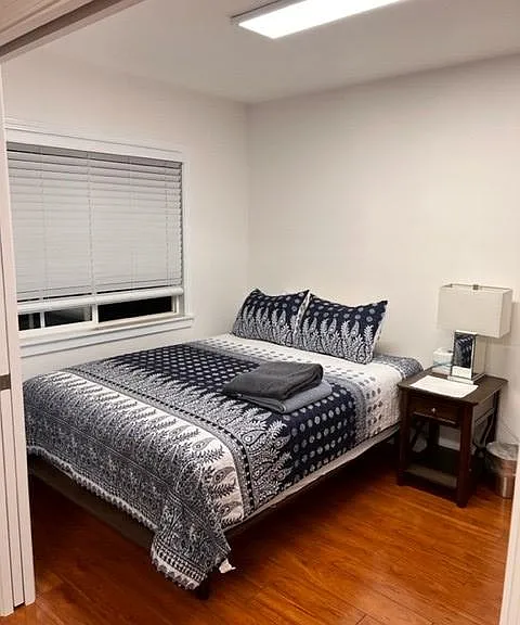 2240A Metcalf St — Photo 10