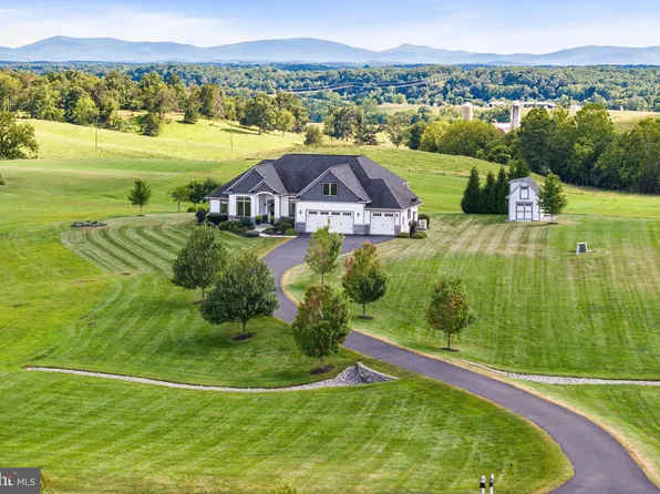 73 Bailey Rd, Fort Defiance, VA 24437