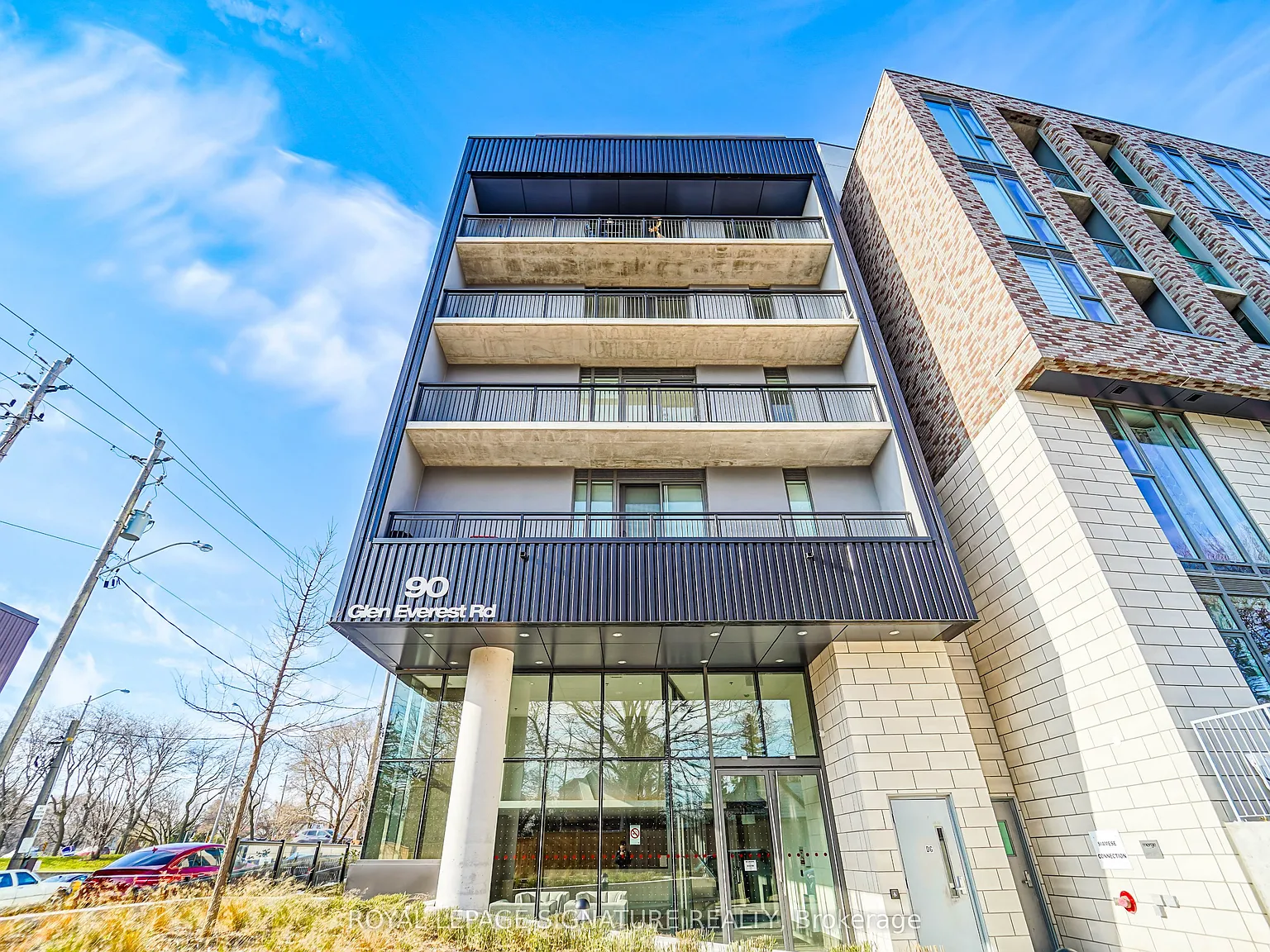 3 bed, $2,700 — Photo 2