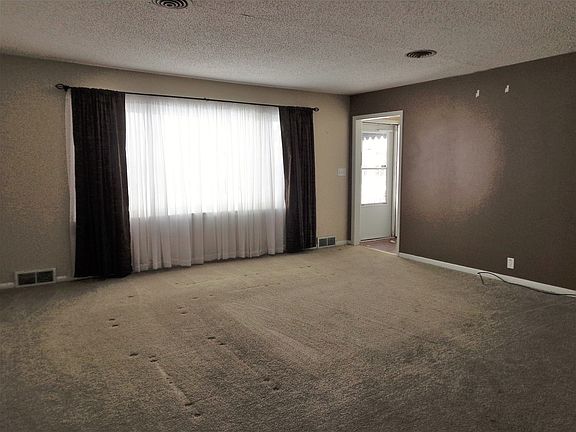 Living Room - new windows