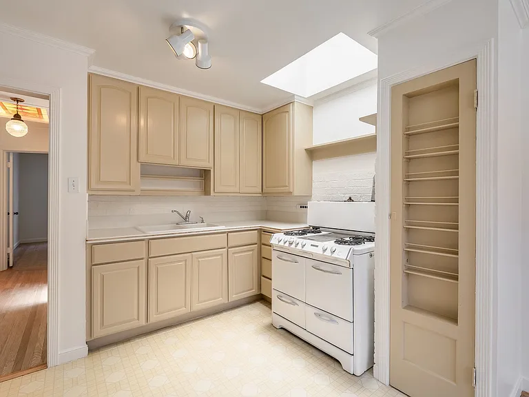 115 Farnum St — Photo 12