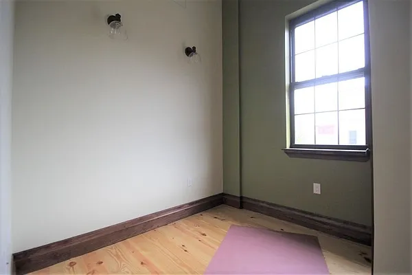 Rented by Bold New York | media 26