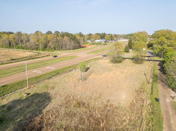 Longview Rd, Starkville, MS 39759