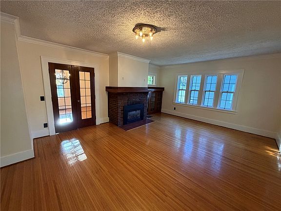 5th image of 166 Beresford Rd