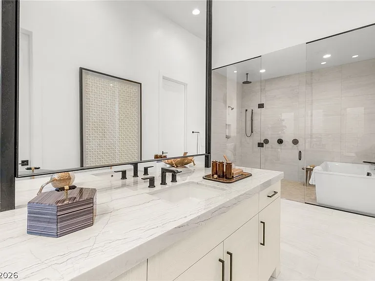 10964 Rossa Peak Ave — Photo 30