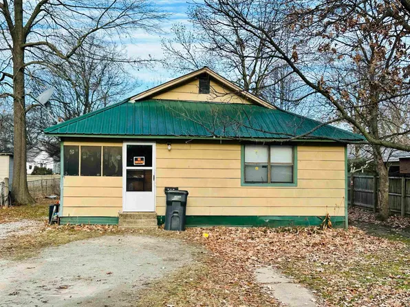 706 SW 2nd St, Walnut Ridge, AR 72476