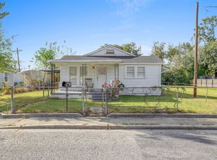 613 S Crocker St, Sulphur, LA 70663