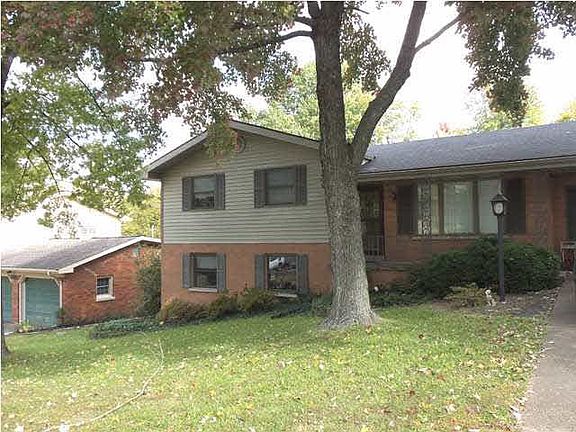3rd image of 5817 Twickingham Dr