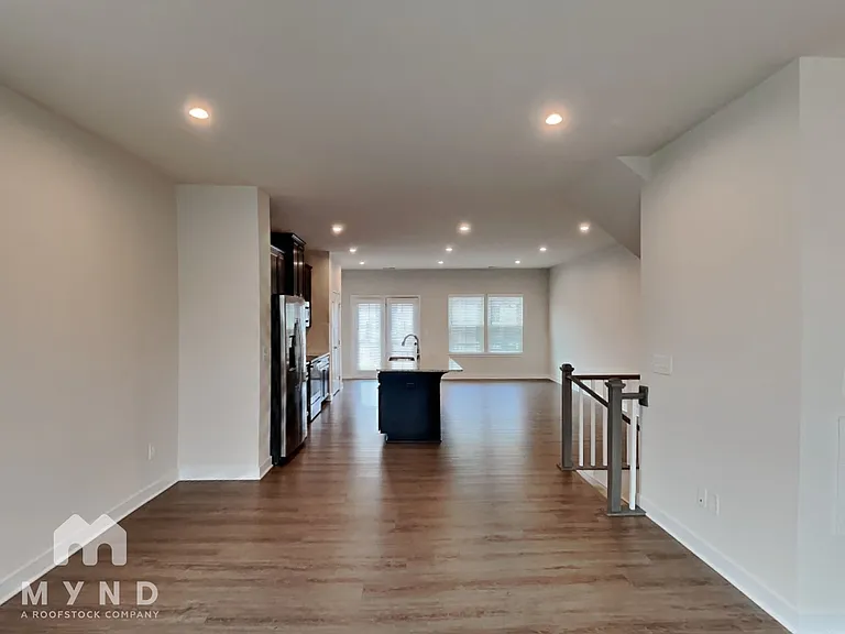 2203 Doby Creek Ln — Photo 7